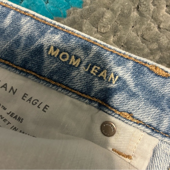 American Eagle Mom Jean - Picture 8 of 8